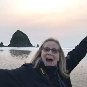 Meet your Posher, Brenda